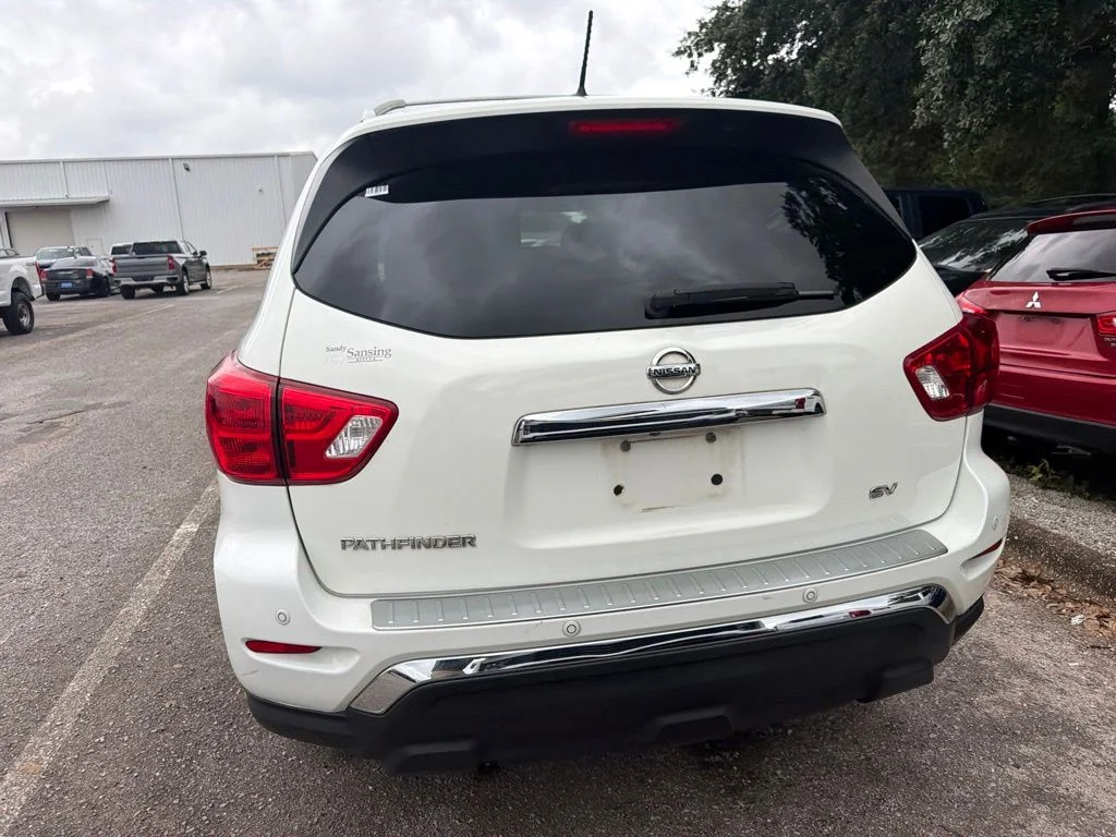 Used 2017 White Nissan SV image 6