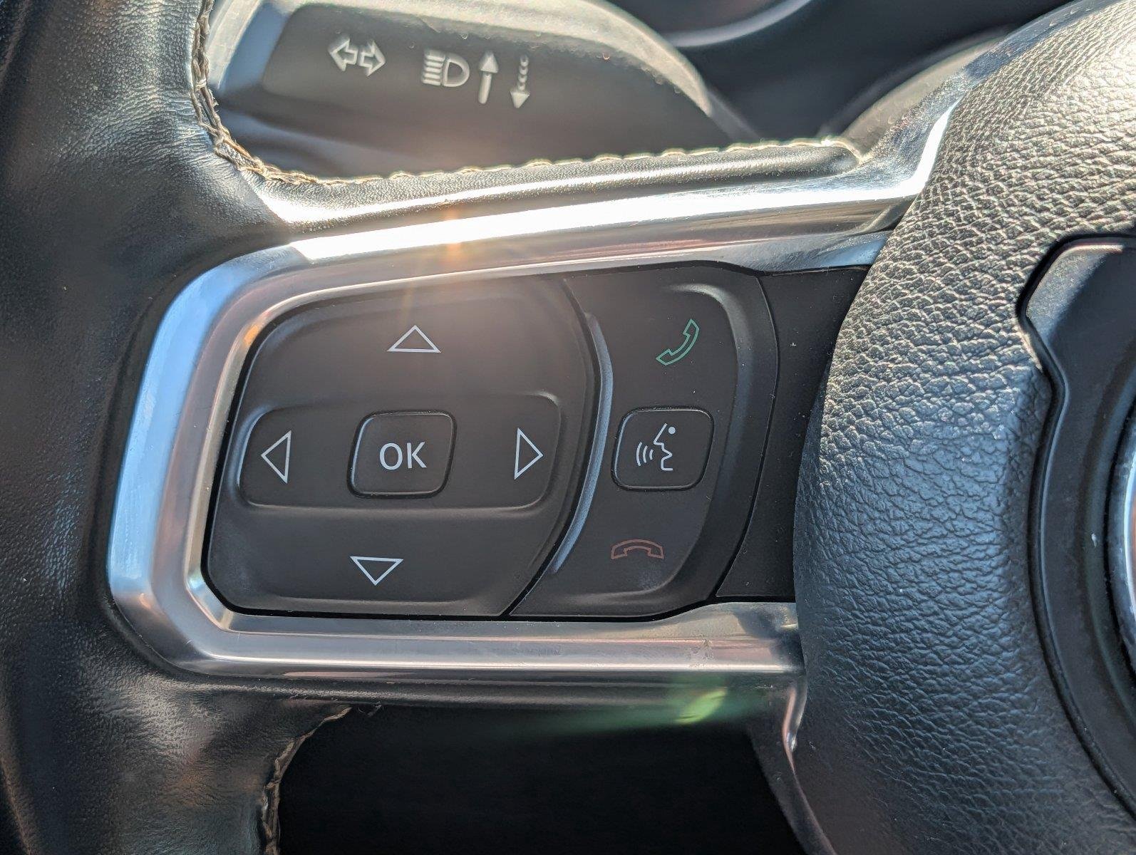 Used 2020 Sting-Gray Clearcoat Jeep Rubicon image 24