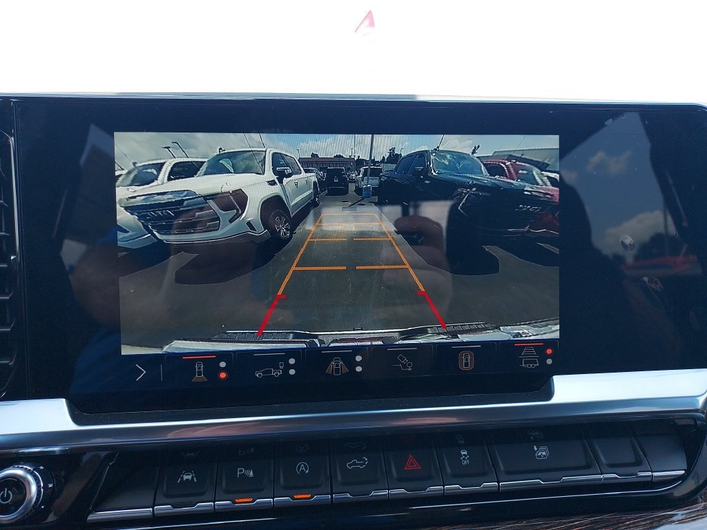 New 2026 Summit White GMC Elevation image 23