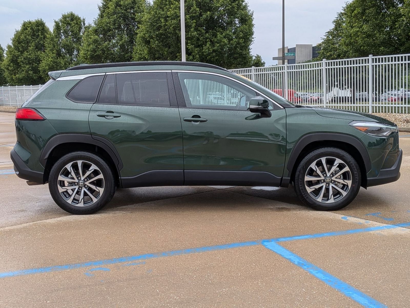 Used 2024 Cypress Toyota XLE AWD image 5
