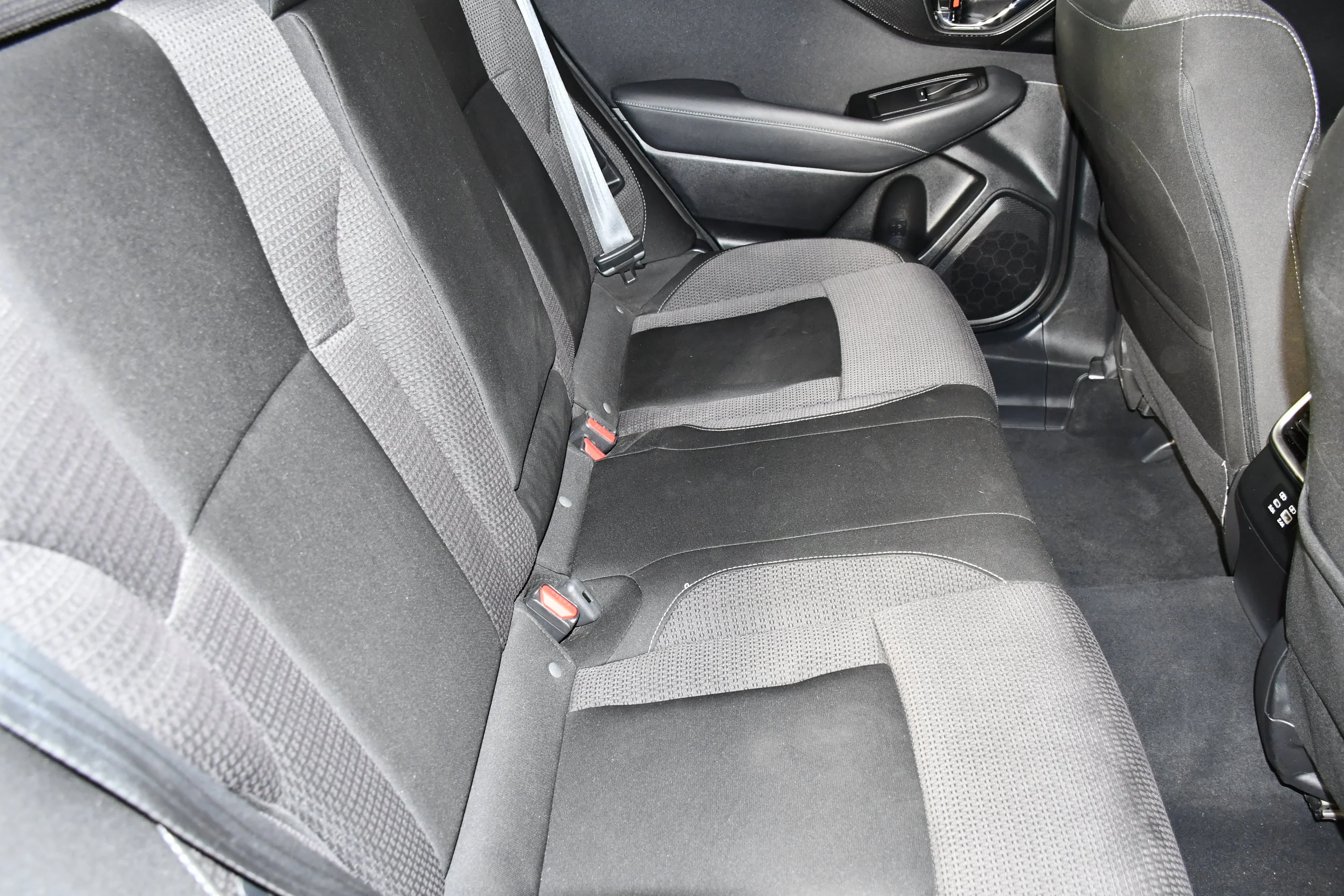 Used 2024 Crystal White Pearl Subaru Premium image 43