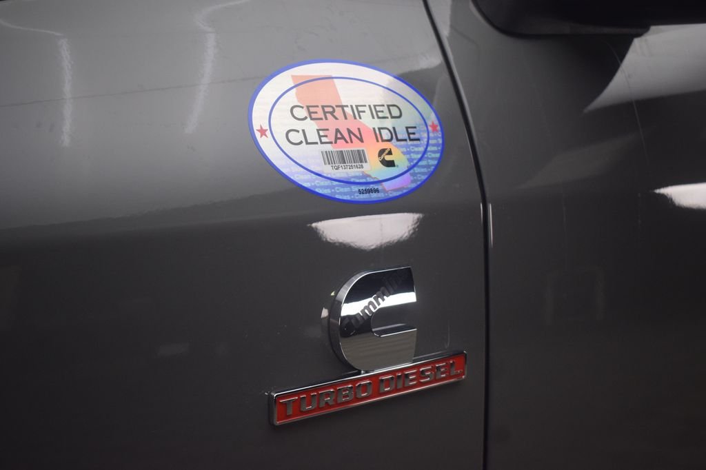 New 2026 Ceramic Gray Clear-Coat Exterior Paint RAM Tradesman image 17
