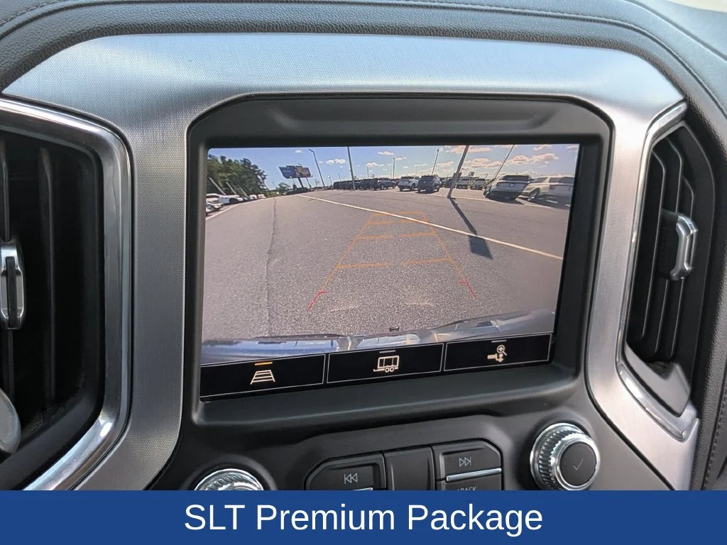 Used 2021 White GMC SLT image 20