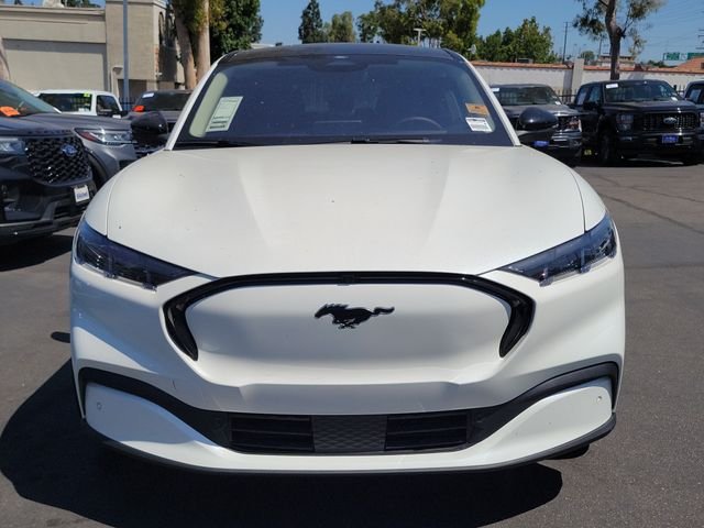 New 2026 Star White Metallic Tri-coat Ford Premium image 23