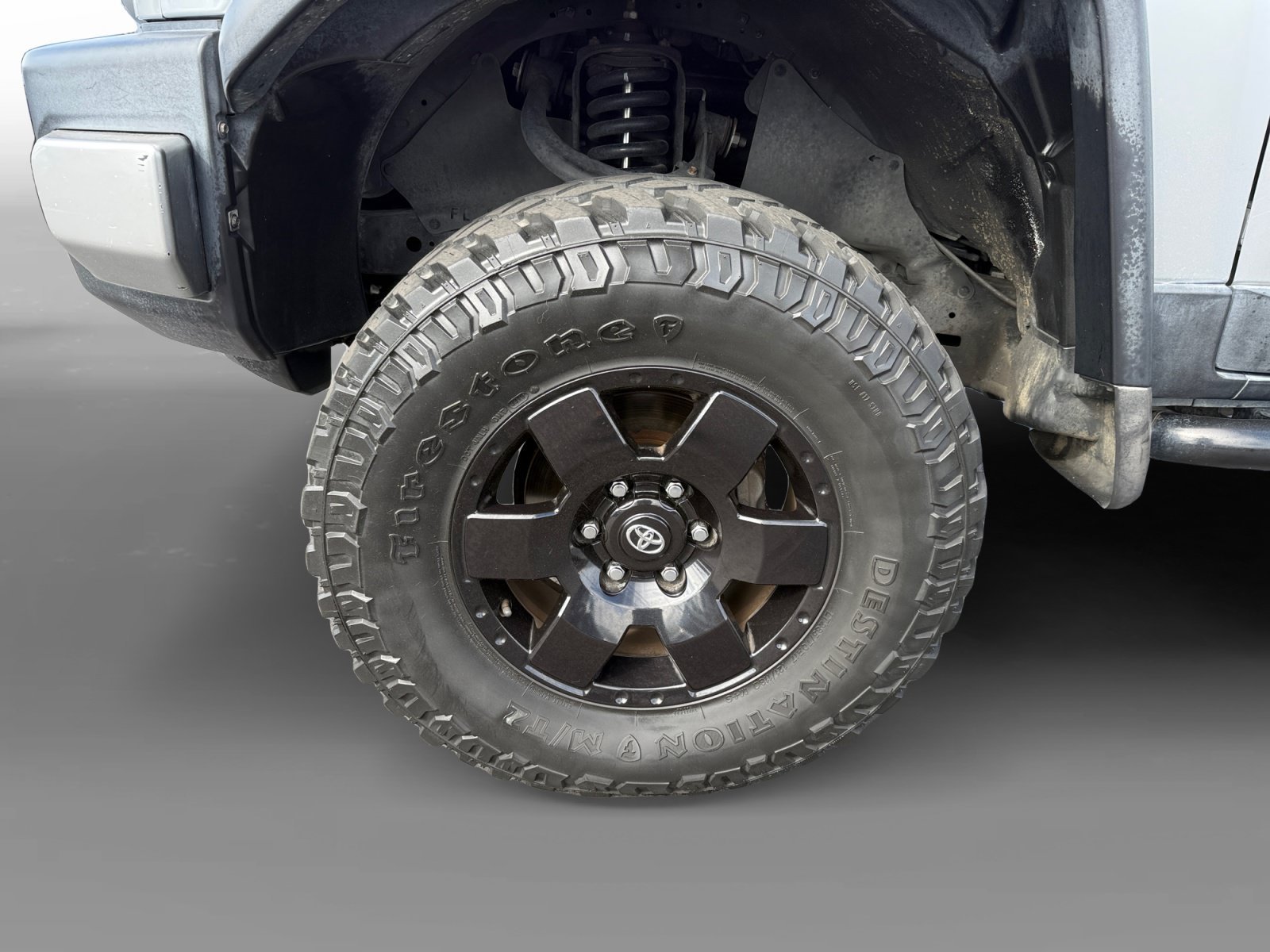 Used 2007 Titanium Metallic Toyota Base image 9