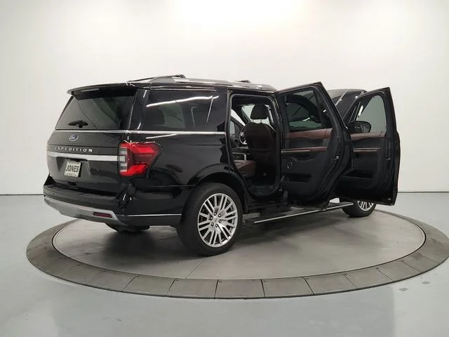 Used 2023 Black Ford Limited image 16