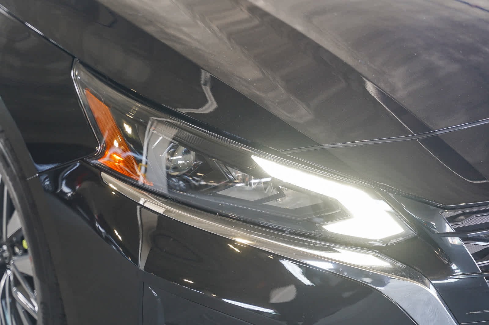 New 2026 Super Black Nissan SV image 4