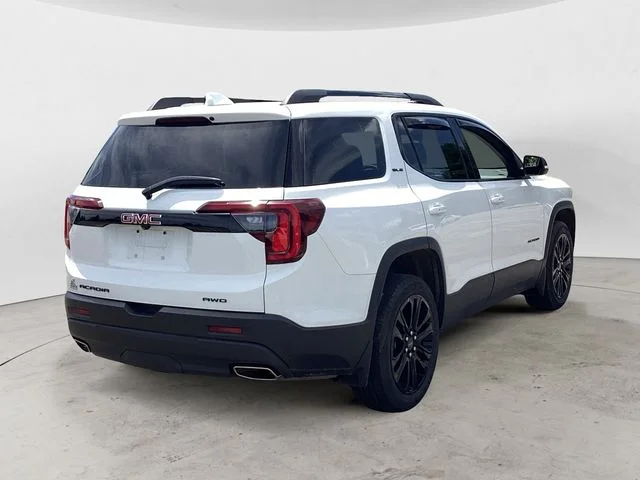 Used 2023 Summit White GMC SLE image 5