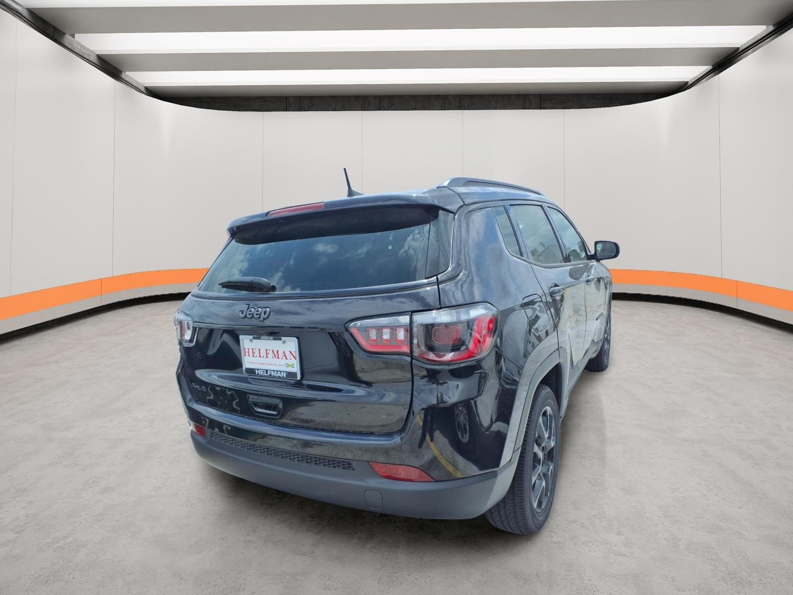 New 2026 Diamond Black Crystal Pearl-Coat Exterior Paint Jeep Latitude Altitude image 6