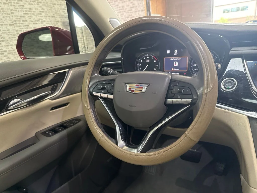 Used 2020 Red Horizon Tintcoat Cadillac Premium Luxury image 20