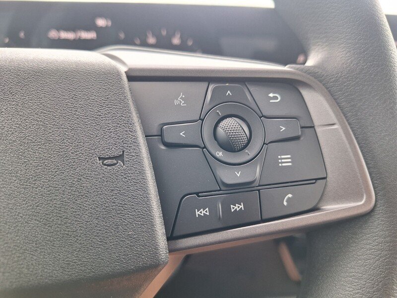 2026 Nissan Sentra SV - Photo 14