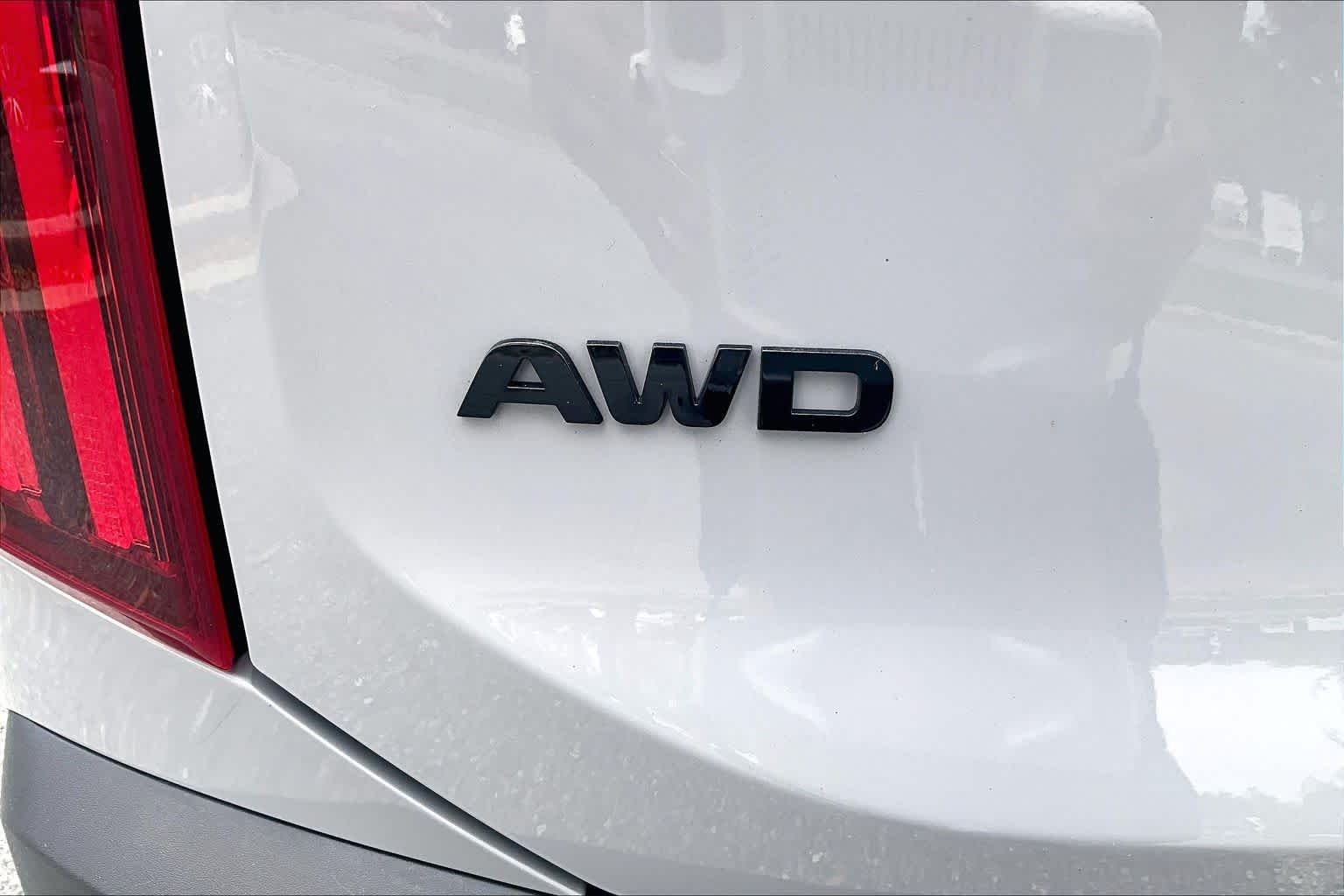 Used 2022 Wolf Gray Kia SX image 10