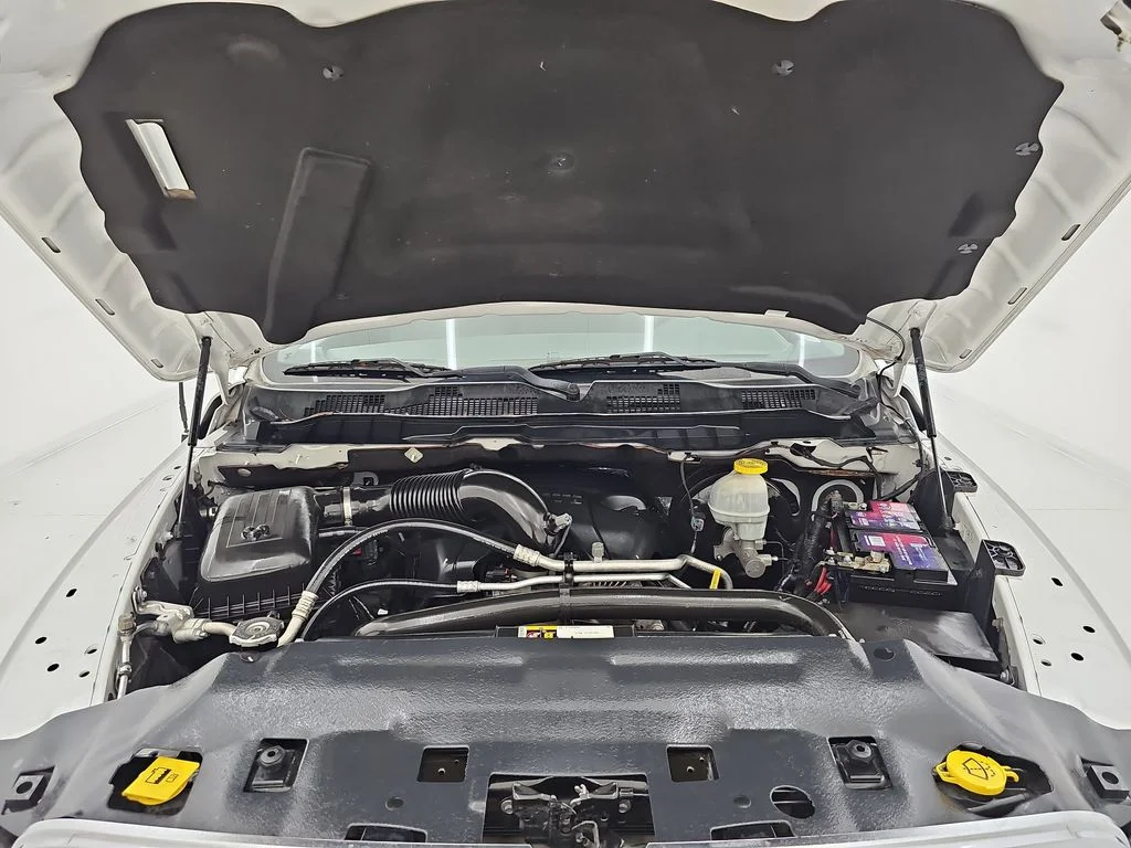 Used 2019 White Ram SLT image 34