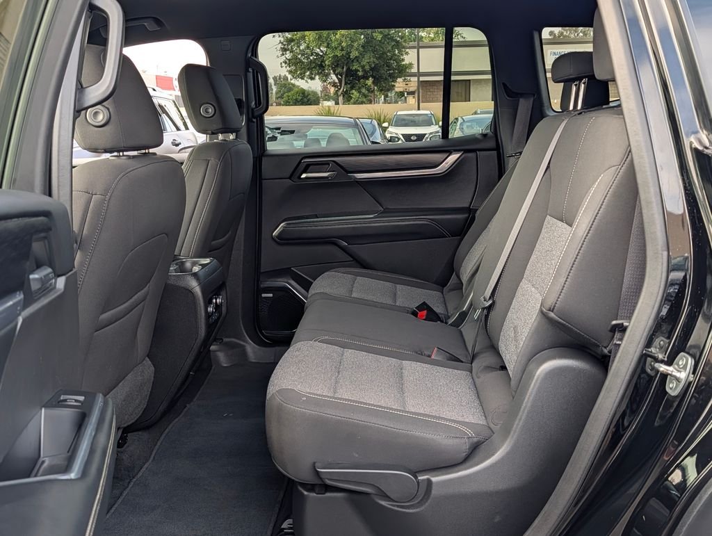 2025 GMC Acadia Elevation - Photo 13