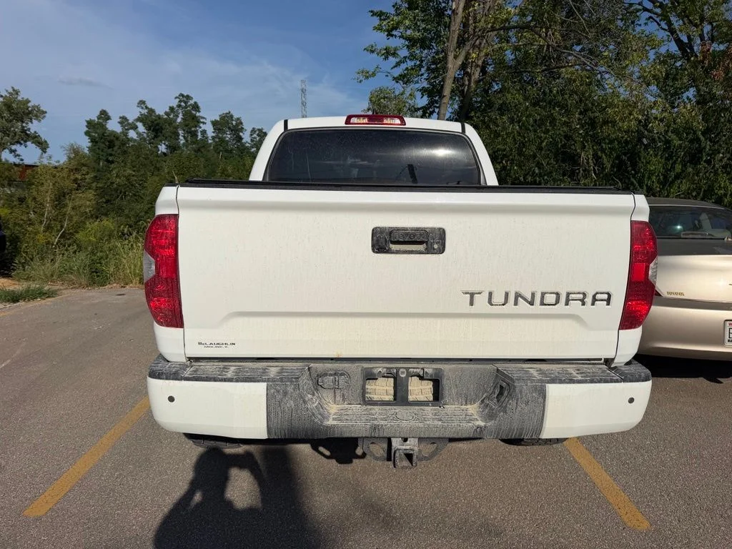 Used 2020 White Toyota SR5 image 5