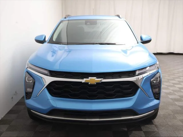 2026 Chevrolet Trax LT - Photo 4