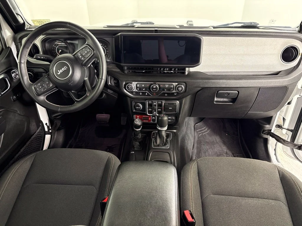 Used 2025 White Jeep Willys image 15