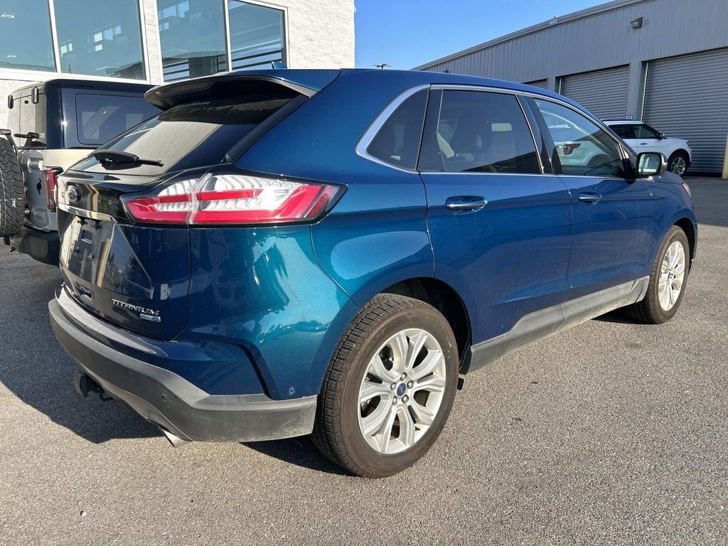 Used 2020 Green Metallic Ford Titanium image 3