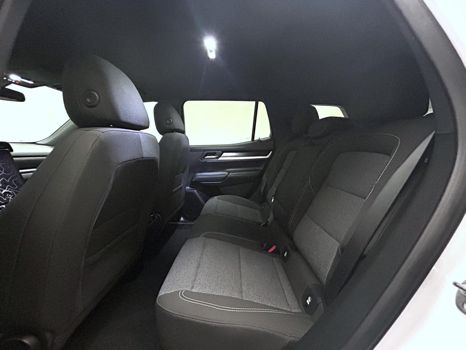 Used 2026 Summit White GMC Elevation image 19