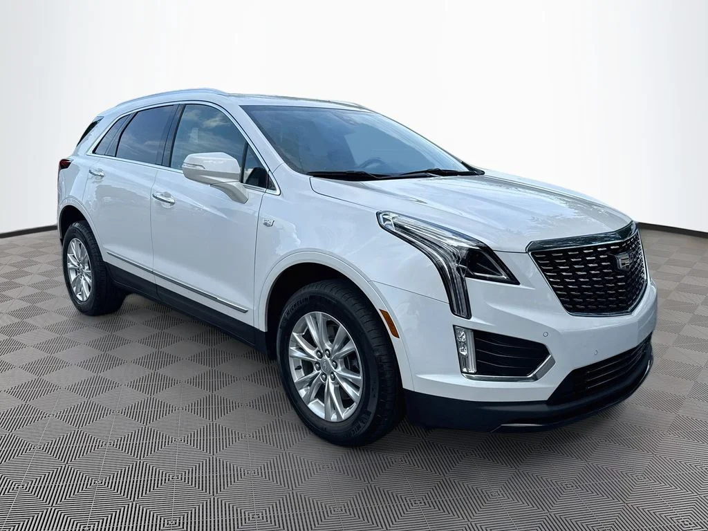 Used 2024 White Cadillac Luxury image 4