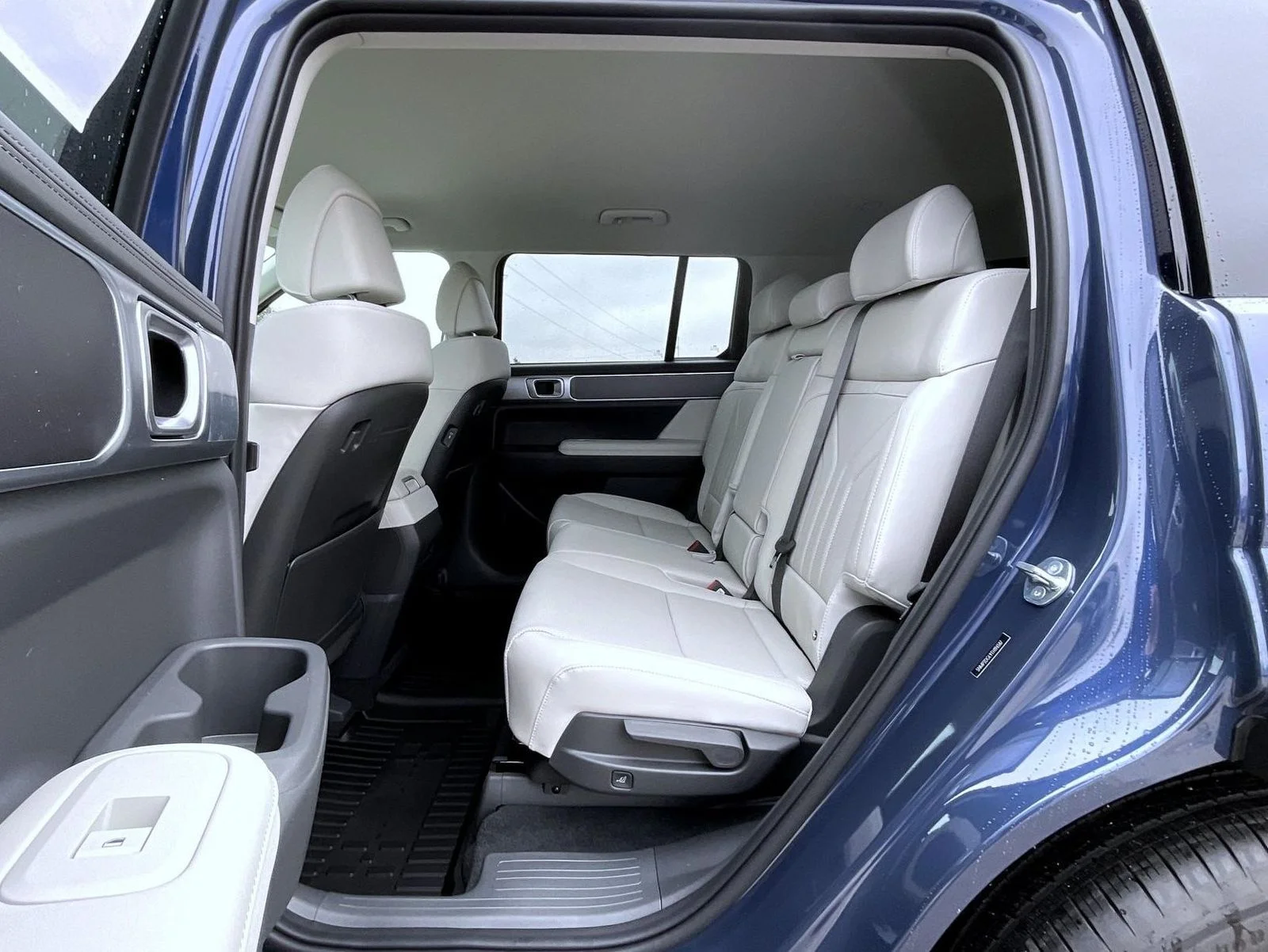 New 2026 Blue Hyundai SEL image 22