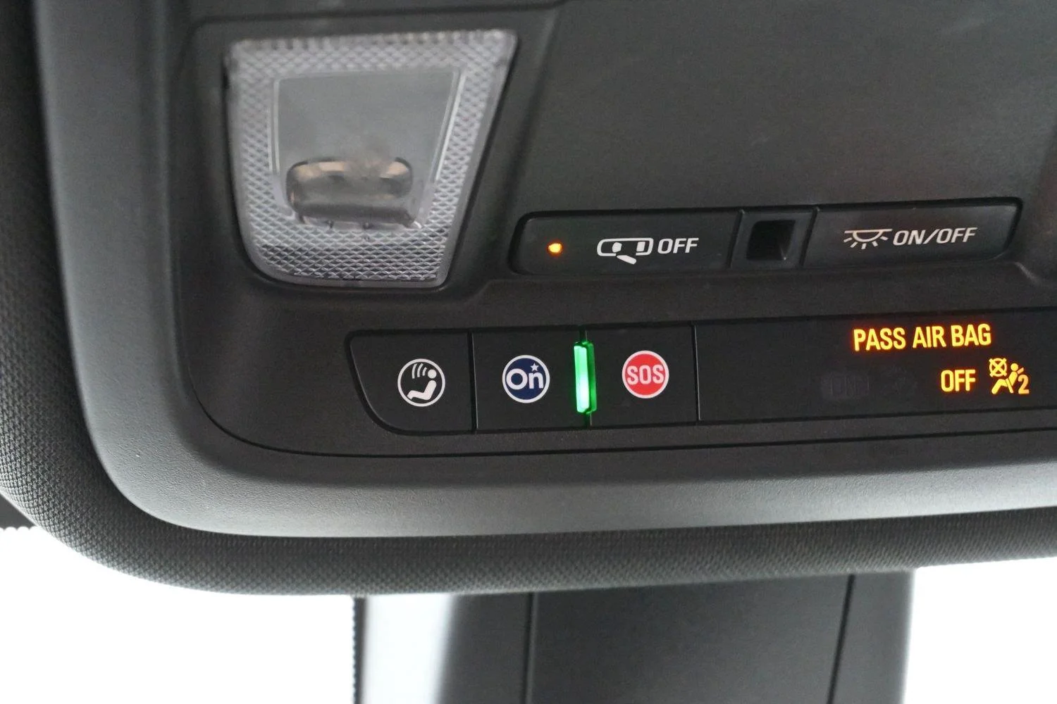 Used 2022 Summit White Chevrolet LT Cloth image 28