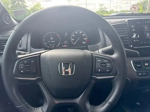 Used 2024 Crystal Black Pearl Honda RTL image 23