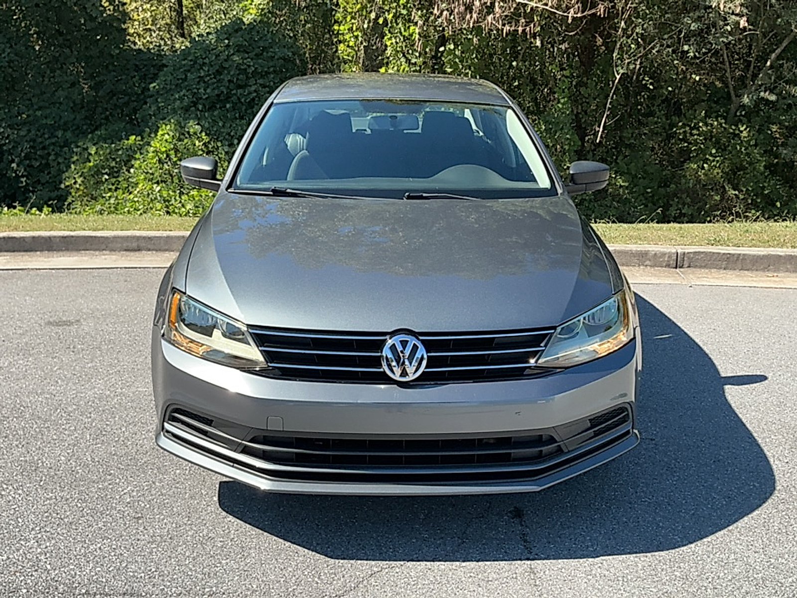 Used 2015 Platinum Gray Metallic Volkswagen 2.0L S image 15