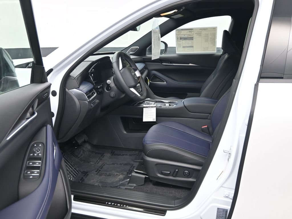Used 2026 White INFINITI SPORT image 9