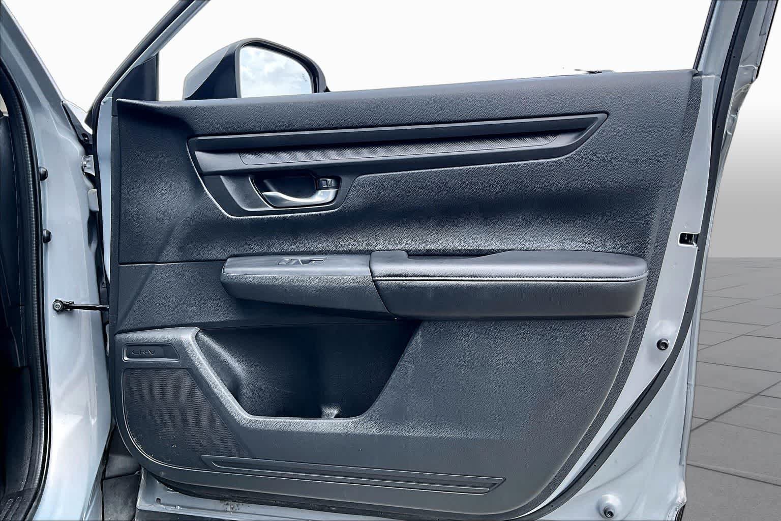Used 2025 Urban Gray Pearl Honda EX image 20