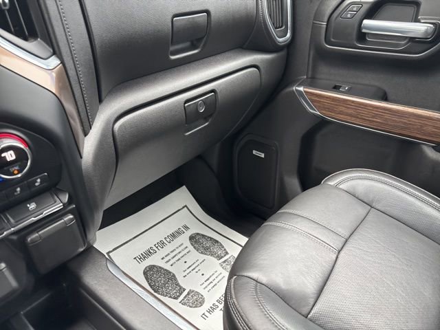 Used 2020 Iridescent Pearl Tricoat Chevrolet High Country image 34