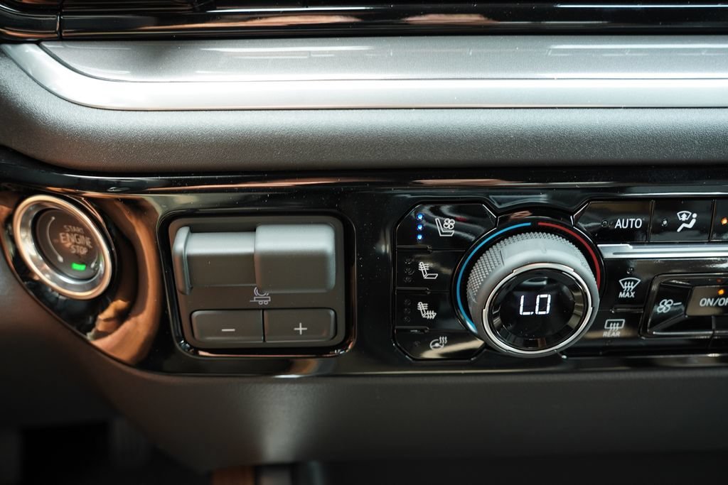2026 Chevrolet Silverado 1500 High Country - Photo 18