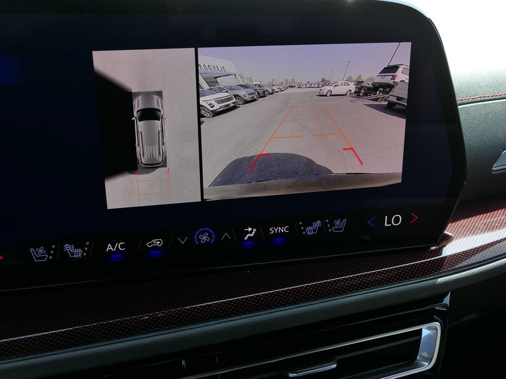 2027 Chevrolet Traverse RS - Photo 21