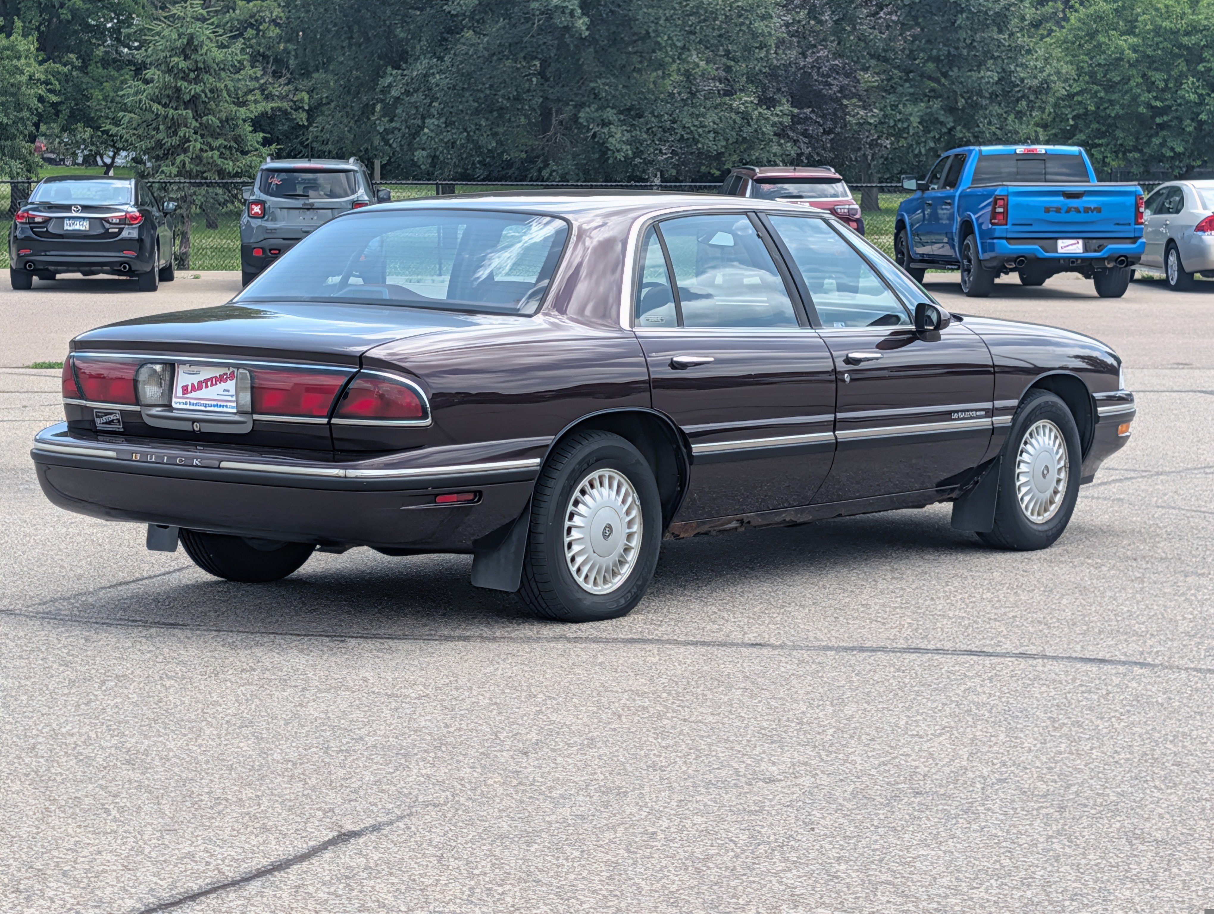 Used 1997 Brown Buick Custom image 5