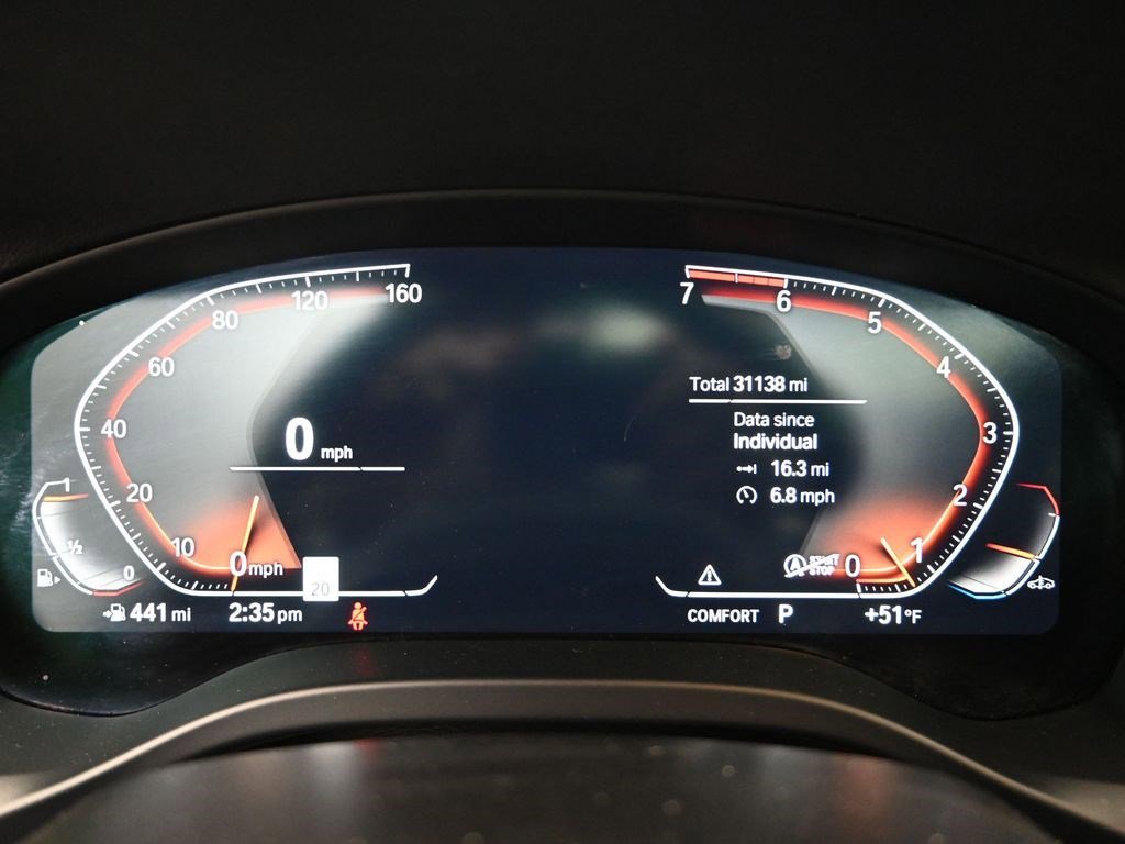 Used 2024 White Metallic BMW xDrive30i image 10
