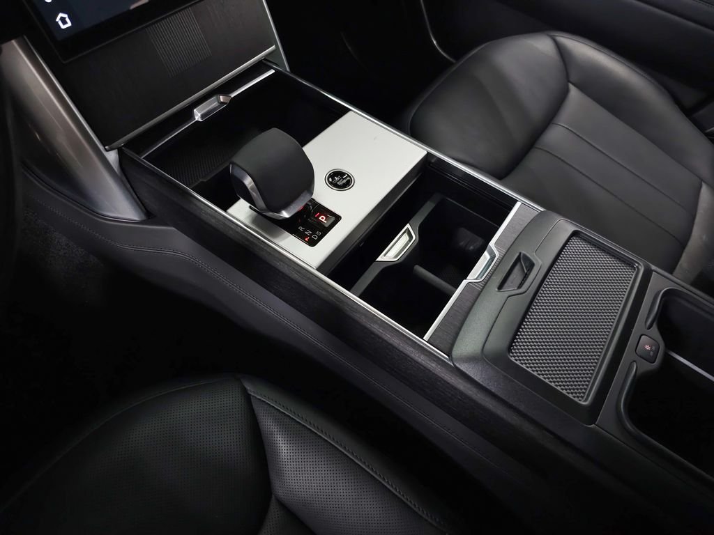 Used 2025 Black Land Rover Autobiography image 42