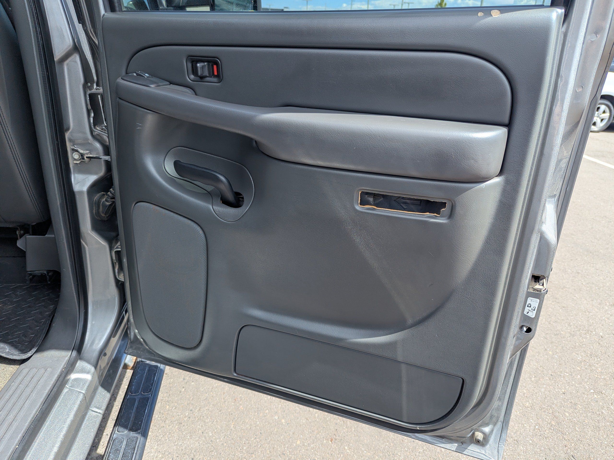 Used 2007 Graystone Metallic Chevrolet SRW LT3 image 30