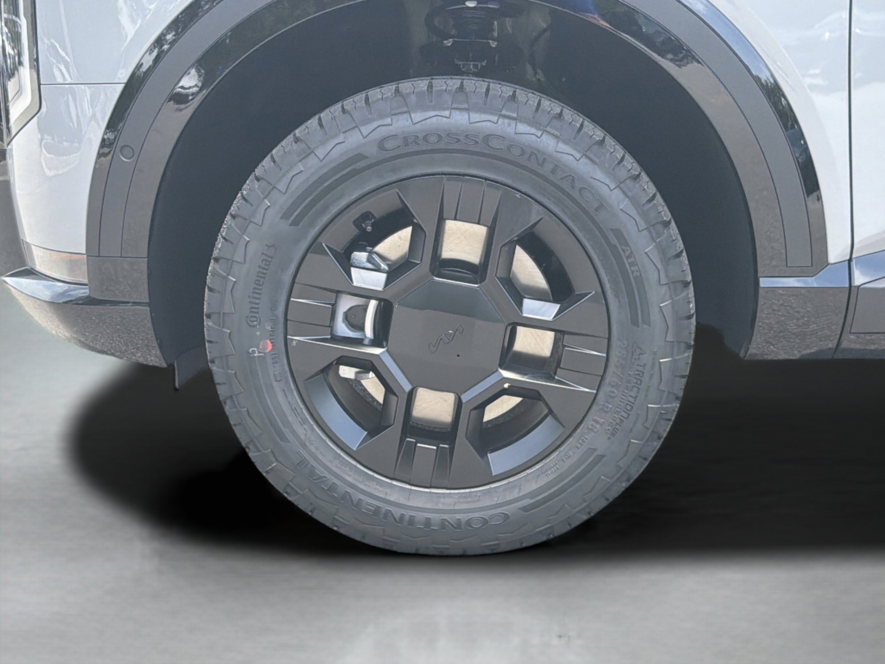 New 2027 Wolf Gray Kia X-PRO SX image 27
