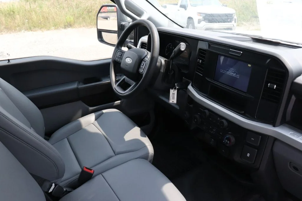 2026 Ford F-550 Super Duty Chassis Cab XL - Photo 12