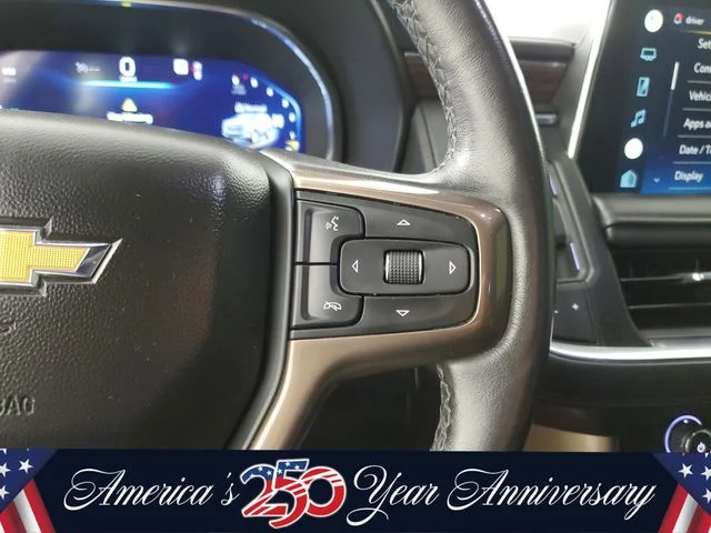 Used 2022 Red Chevrolet High Country image 27
