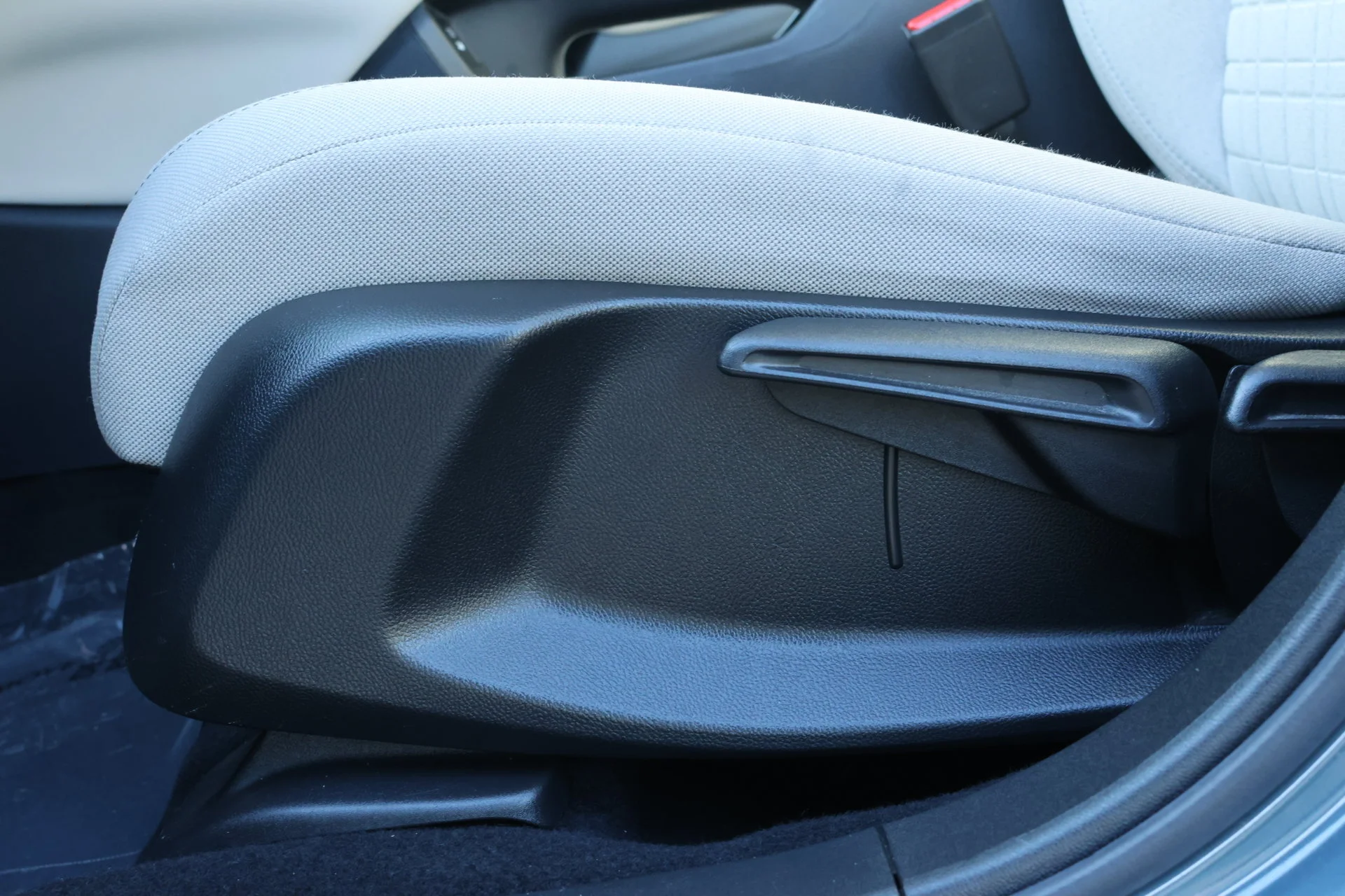 Used 2024 Gray Honda LX image 19