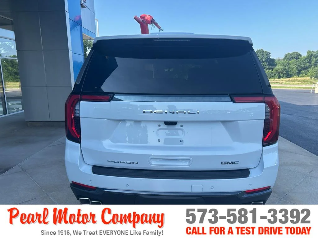 2026 GMC Yukon Denali Ultimate - Photo 5