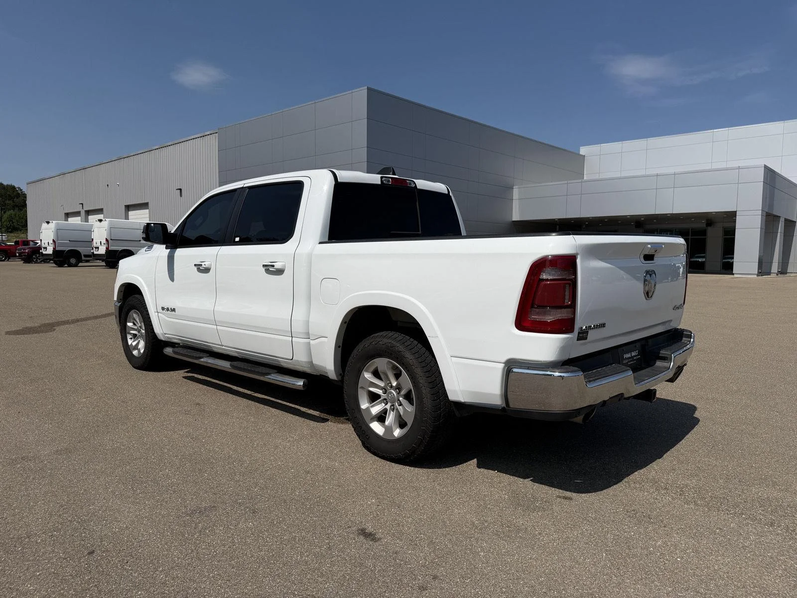 Used 2022 Bright White Clearcoat Ram Laramie image 4