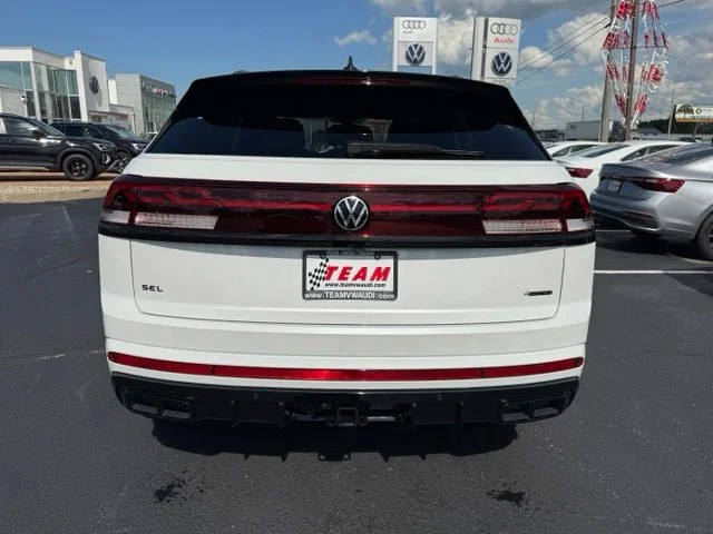 New 2026 White Volkswagen 2.0T SEL R-Line Black image 5