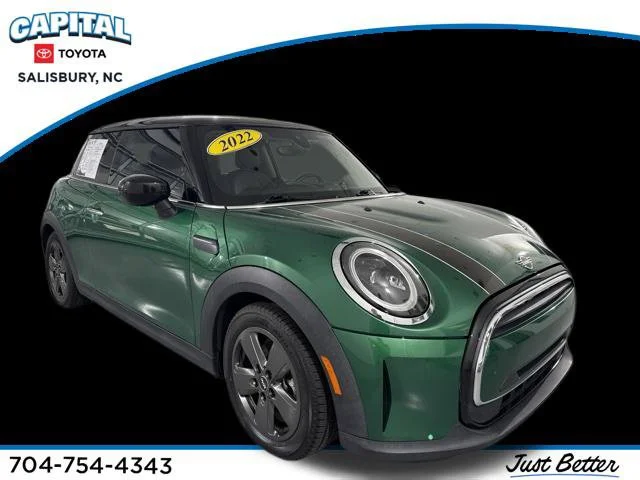 Used 2022 Green MINI Oxford Edition image 1