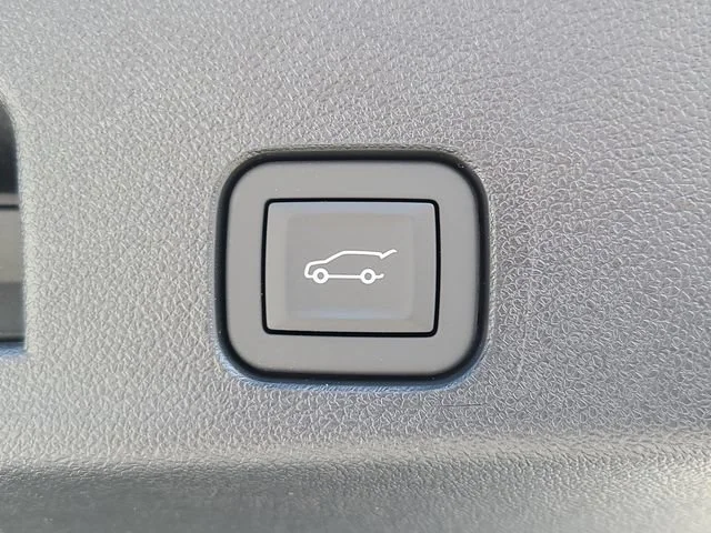 New 2026 Sterling Gray Metallic Chevrolet LT image 6
