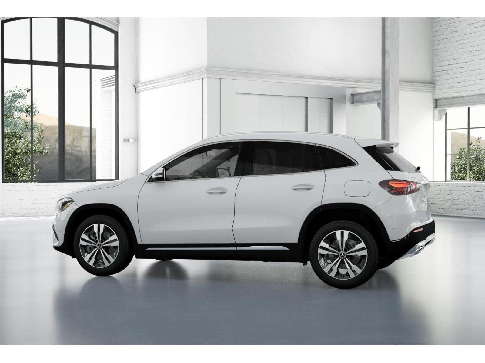 New 2026 Polar White Mercedes-Benz GLA 250 image 32
