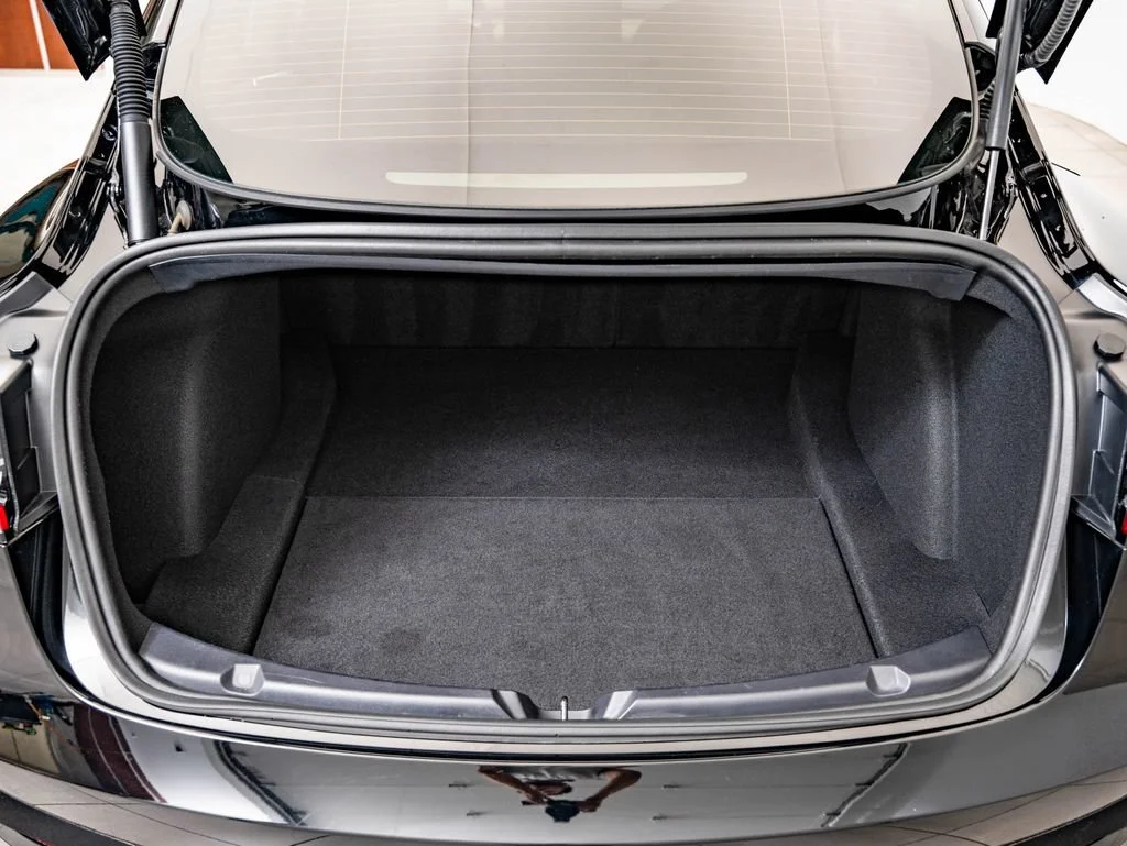 Used 2023 Black Tesla  image 18