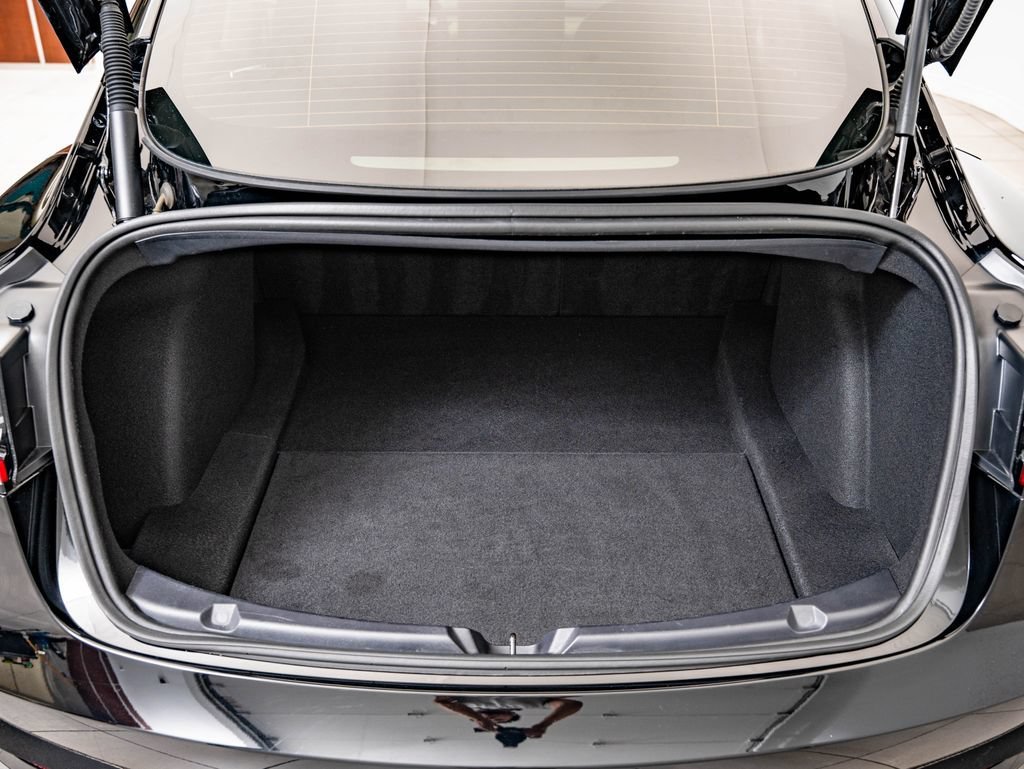 Used 2023 Black Tesla  image 18