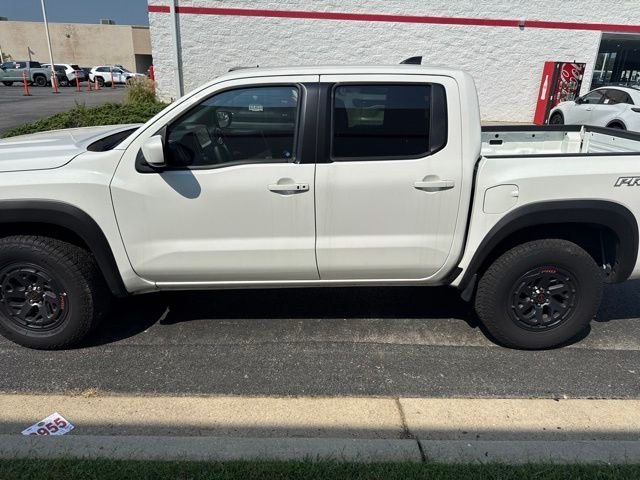 Used 2026 White Nissan PRO-4X image 4
